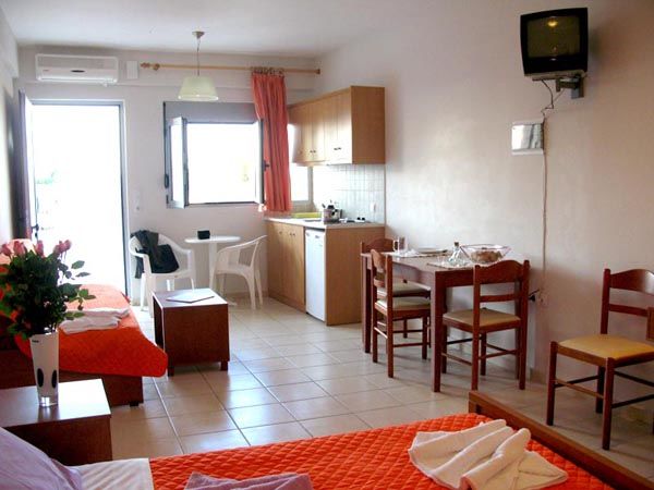 Golden Coast Seaside Apartments Rethymno  Exterior photo