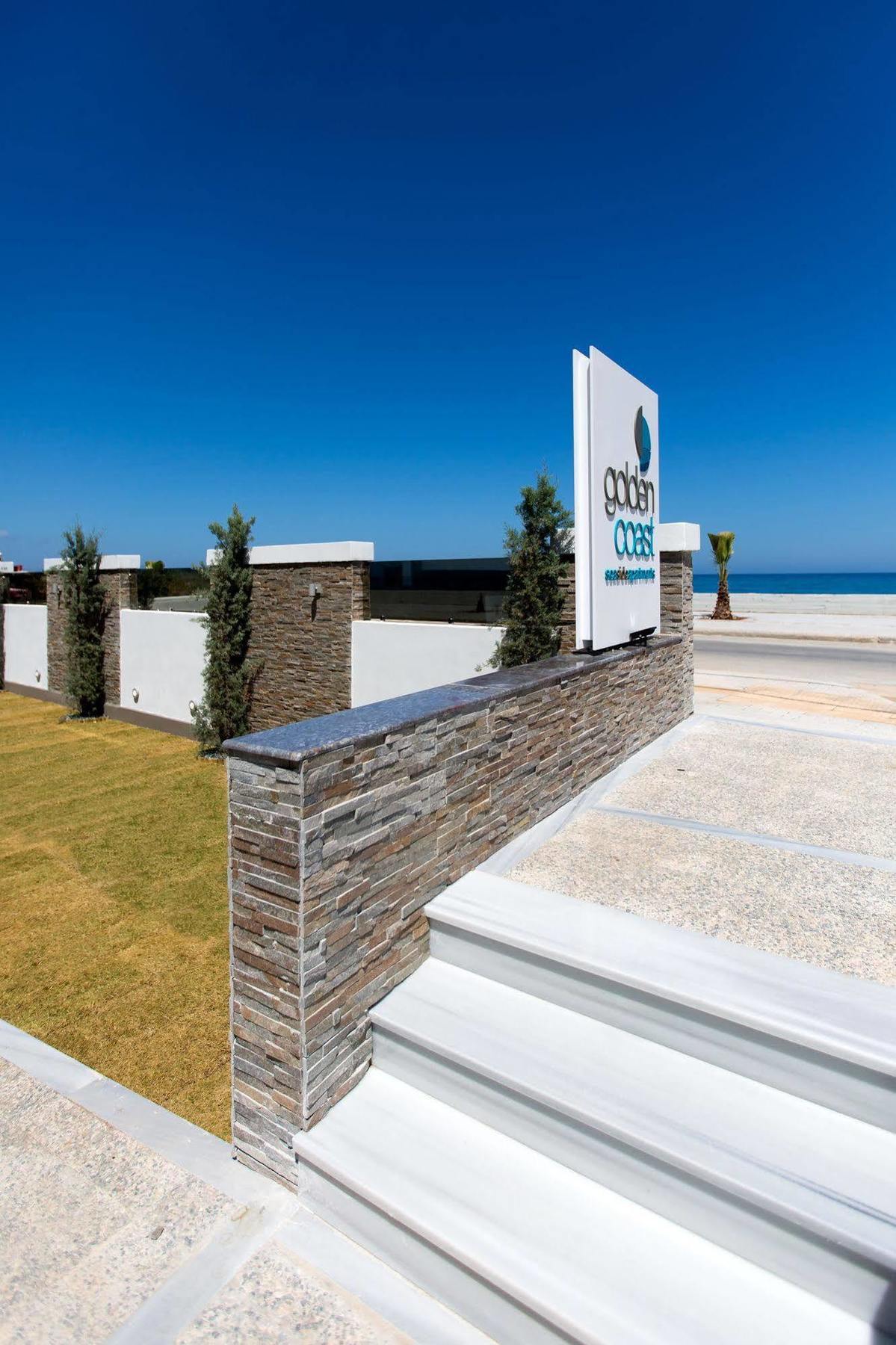 Golden Coast Seaside Apartments Rethymno  Exterior photo